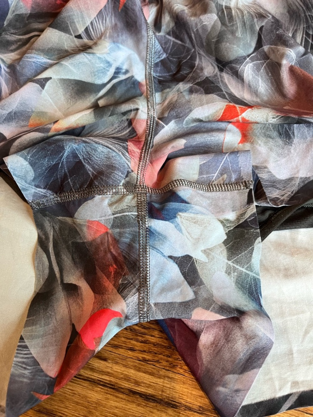 lululemon Fast and Free Butterfly High Rise Classic 3” Shorts - Picture 5 of 8